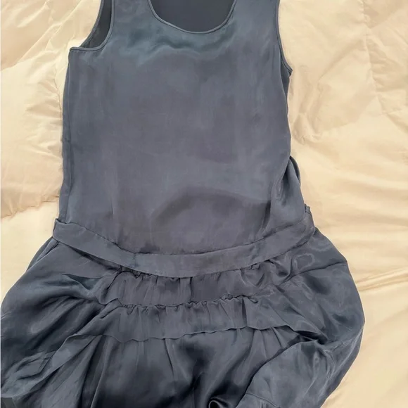 THEORY Silky Drop Waist Mini Shift Dress | Size 4 - Picture 7 of 7